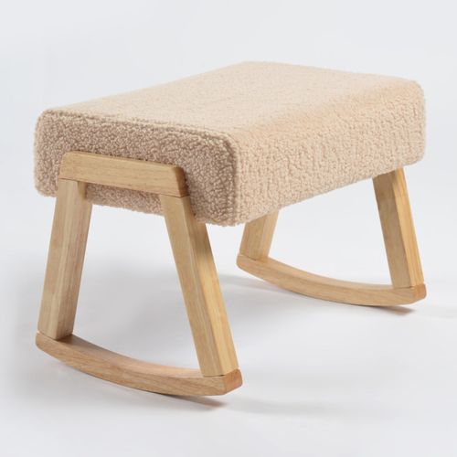 כורסת הנקה מתנדנדת ראטן עם הדום ובד בוקלה רך ונעים למגע - עץ טבעי / חול