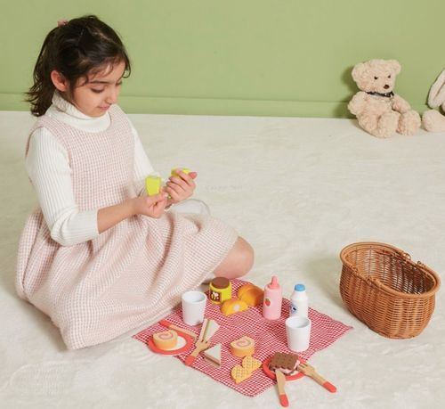 סט פיקניק עם סל מקש למשחקי דמיון 30 חלקים ויגה