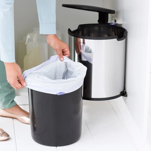 פח אשפה פנימי למטבח מתחת לכיור 15 ליטר מבריק Brabantia 01