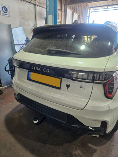 וו גרירה Link&co 01
