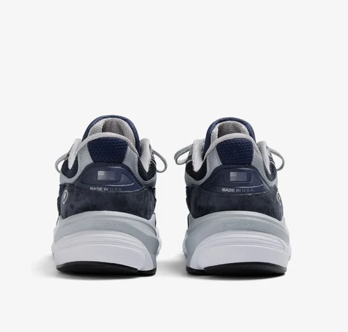 נעלי ניו באלאנס New Balance 990v6 | גברים