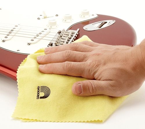 זוית נוספת D'Addario PWPC2 NAPPED COTTON POLISHING CLOTH
