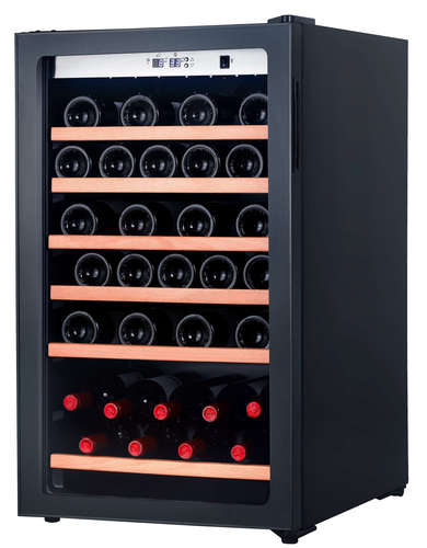 מקרר יין ל-32 בקבוקים עם מדפי עץ