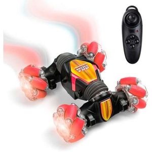 מכונית פעלולים על שלט HST Worm Stunt 2.4GHz צבע אדום