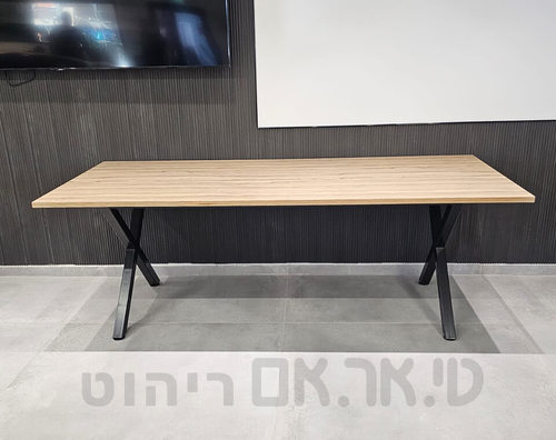 שולחן אוכל רגל איקס