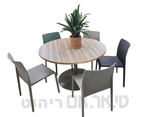 שולחן גמבו עם כסאות