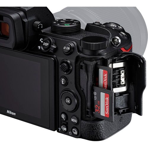 מצלמה Nikon Z5 Body גוף - יד שניה!