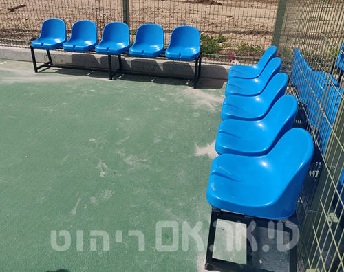 ספסלי המתנה