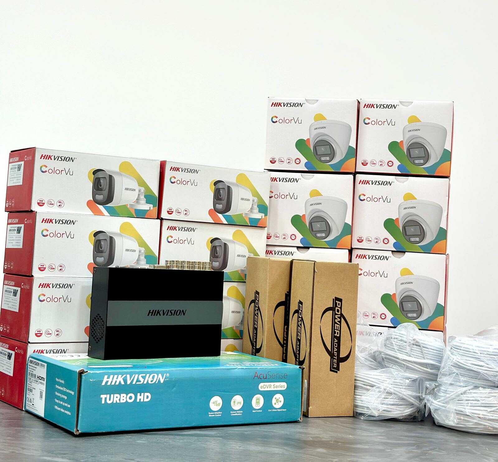 קיט 8 מצלמות + מערכת הקלטה אנלוגי 3K מבית HikVision COLORVIEW