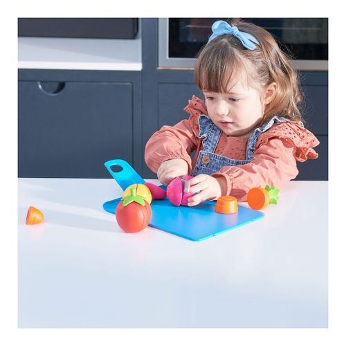 ערכת חיתוך ירקות Chop2Pot בעיצוב Joseph Joseph עם קרש מתקפל 16 חלקים