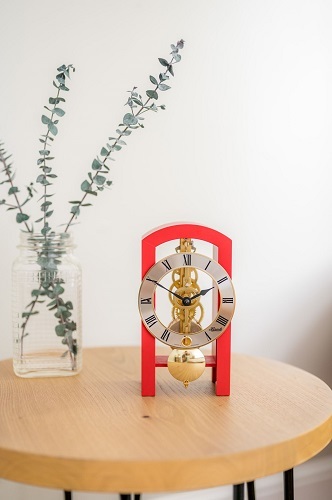 שעון שולחני מכני סקלטון