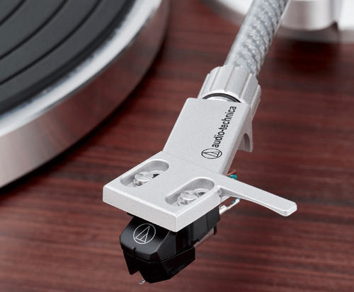 פטיפון בלוטות  Audio-Technica AT-LPW50BT RW