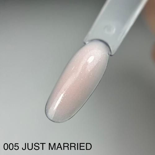 בייס ראבר 005 מנצנצים - JUST MARRIED - בל | Bell