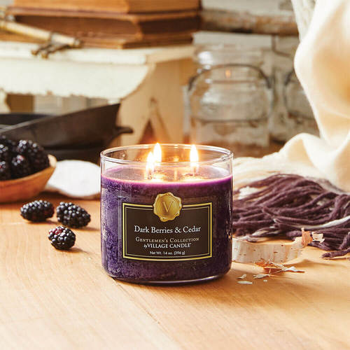 Dark Berries & Cedar Candle