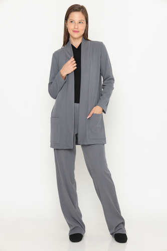 חליפת סריג אמילי אפור כהה