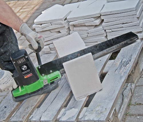 משור לאיטונג 