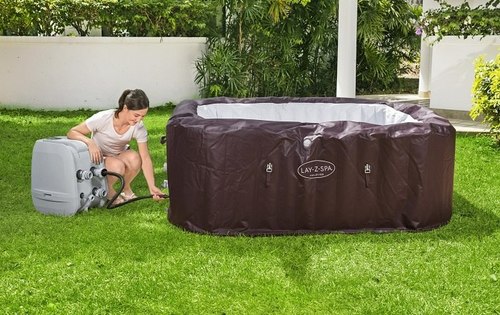 ג'קוזי מתנפח דגם 60033 MALDIVES HYDROJET PRO מותג -Lay-z-spa- Bestway