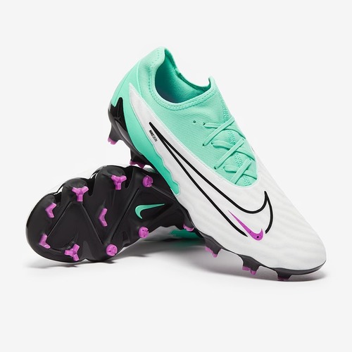 נעלי כדורגל חצי מקצועיות Nike Phantom GX II Pro