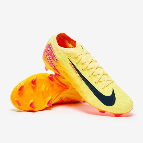 נעלי כדורגל חצי מקצועיות ZOOM VAPOR 16 PRO FG