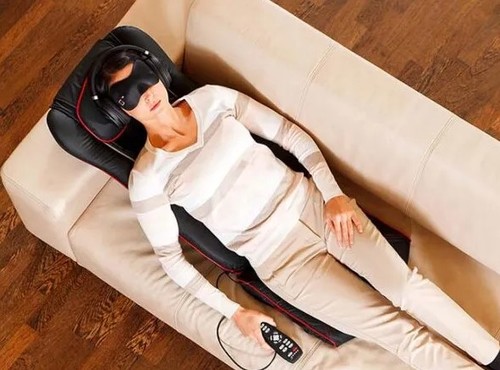 מושב עיסוי פרימיום לטיפול משולב Casada Quattromed V Braintronics