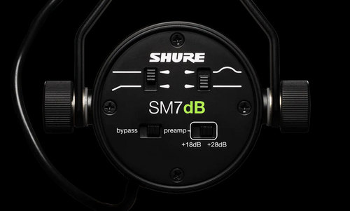 מיקרופון דינאמי עם פרה-אמפ מובנה - Shure SM7dB