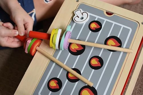 מטבחון ומנגל חשמלי מעץ לילדים