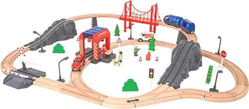 סט רכבת ענק מעץ עם עמדת כיבוי אש 