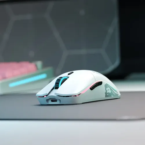 עכבר גיימינג אלחוטי Glorious Model O