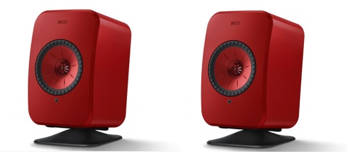 זוג מעמדים שולחניים מבית Kef דגם P1 Desk Pad