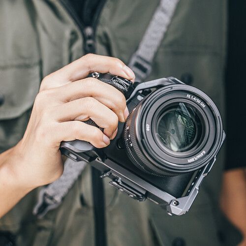 כלוב למצלמת סוני Falcam Quick Release Camera Cage A7R V, A1, A7 IV