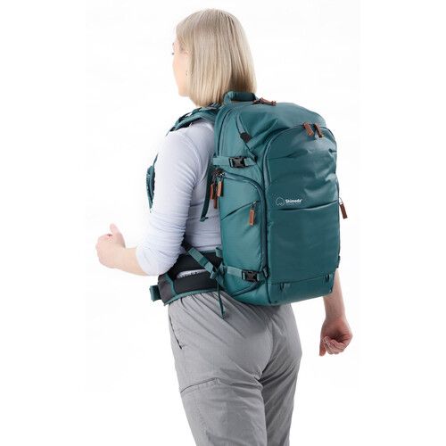 תיק גב עם מחיצות Shimoda Explore 25L v2 Women Starter Kit