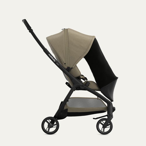 עגלת תינוק אירון Aeron צבע שחור ידית חומה Black