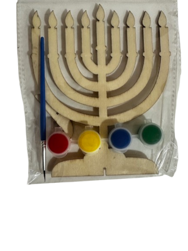 חנוכיה מעץ וערכת צביעה בגואש