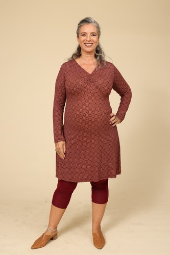 שמלת כיווץ plus size