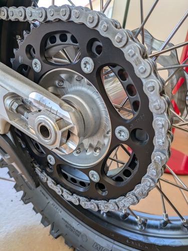 מונע החלקת שרשרת טו רייד שחור - TWO RIDE CHAIN TANGLE ELIMNIATOR