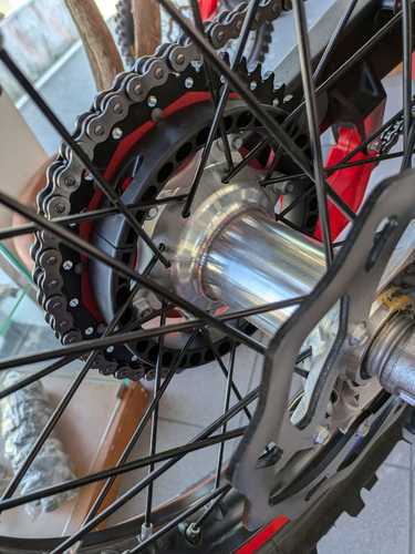 מונע החלקת שרשרת טו רייד שחור - TWO RIDE CHAIN TANGLE ELIMNIATOR