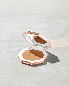 ברונזר - Bronzer powder private island