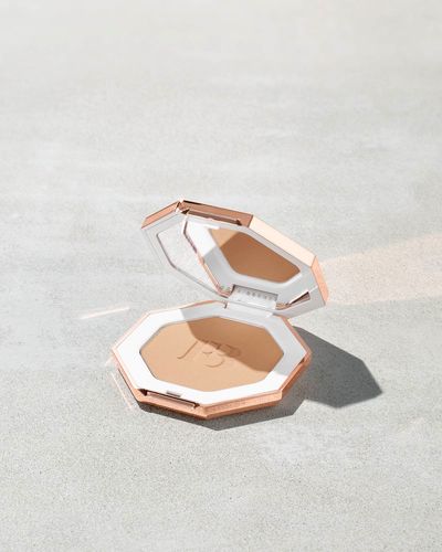 ברונזר - Bronzer powder inda sun