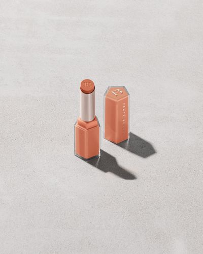 ליפ קלוס - Gloss bomb stix(two'lip kiss02)