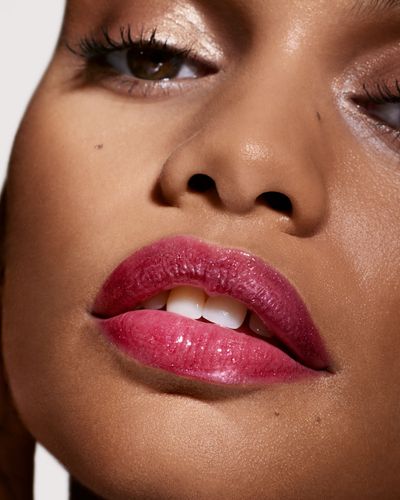 ליפ קלוס - Gloss bomb lip luminizer (fuchsia flex12)
