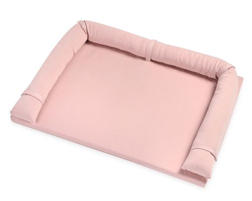 משטח החתלה קווילטד חלק - ורוד