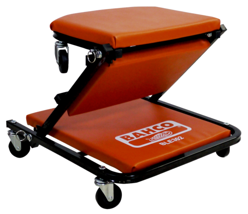 מיטת מוסך + כיסא נמוך מבית BAHCO