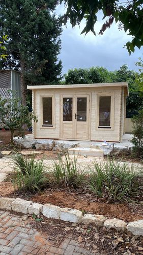 בקתת עץ אירופאי 4.2X3.2 עובי 34 מ
