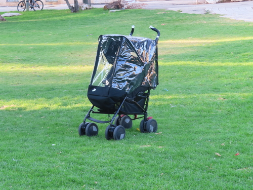 כיסוי ניילון גשם ללטיולון רחב