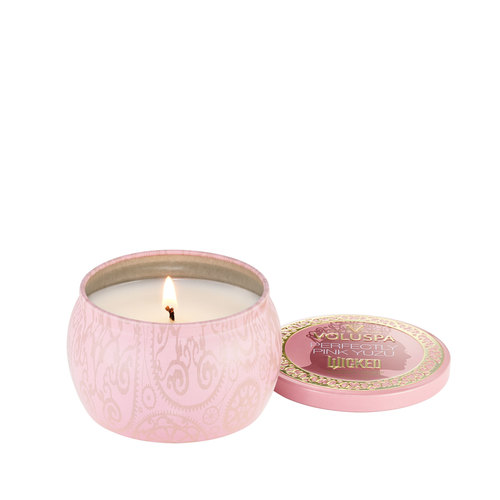 נר בקופסת פח 'PERFECTLY PINK YUZO 'WICKED
