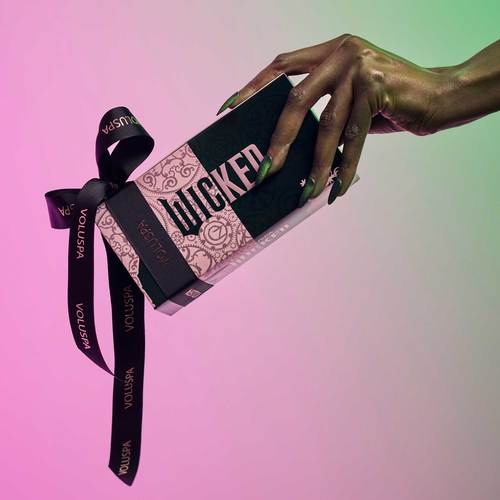 זוג נרות פח 'Pink Goes Good with Green 'WICKED