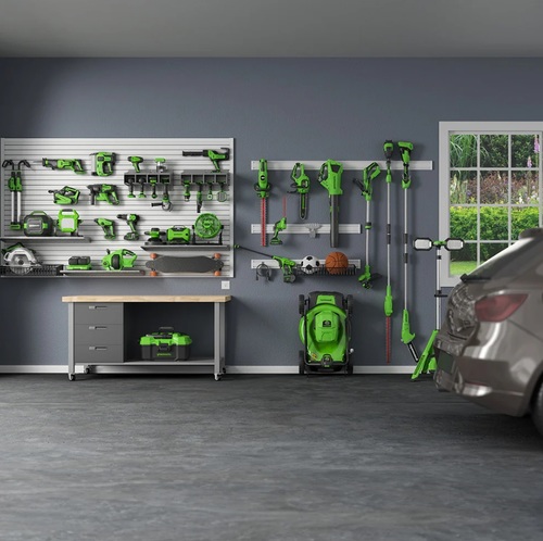 מדחס אוויר נטען GREENWORKS 24V דגם 99578 עם מיכל 2 ליטר וערכת אביזרים מלאה