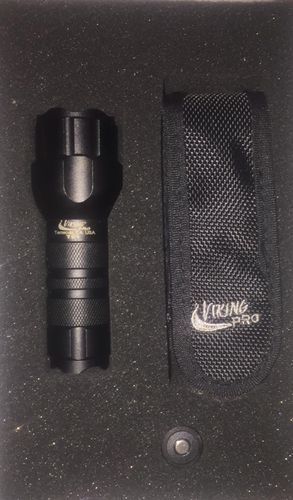 Viking Pro TC1 פנס טקטי