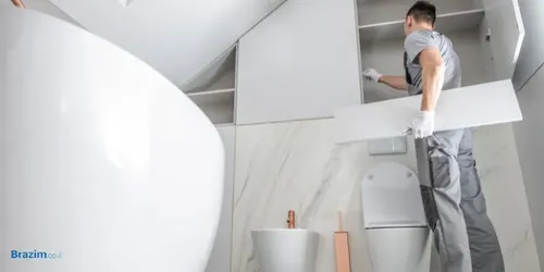 שיפוץ אמבטיה בראש שקט: טיפים לבחירת אנשי מקצוע לשיפוץ מוצלח.