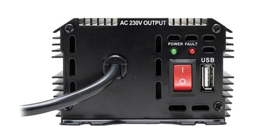 ממיר מתח לרכב ‎ 600W מ–12V ל 220V דגם סמיקום SEMICOM 8106U1(600W)